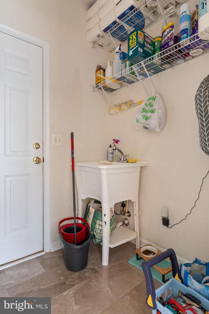 540 GREENBRIAR DR, CULPEPER, Virginia 22701, 6 Bedrooms Bedrooms, ,3 BathroomsBathrooms,Residential,For sale,540 GREENBRIAR DR,VACU2011170 MLS # VACU2011170