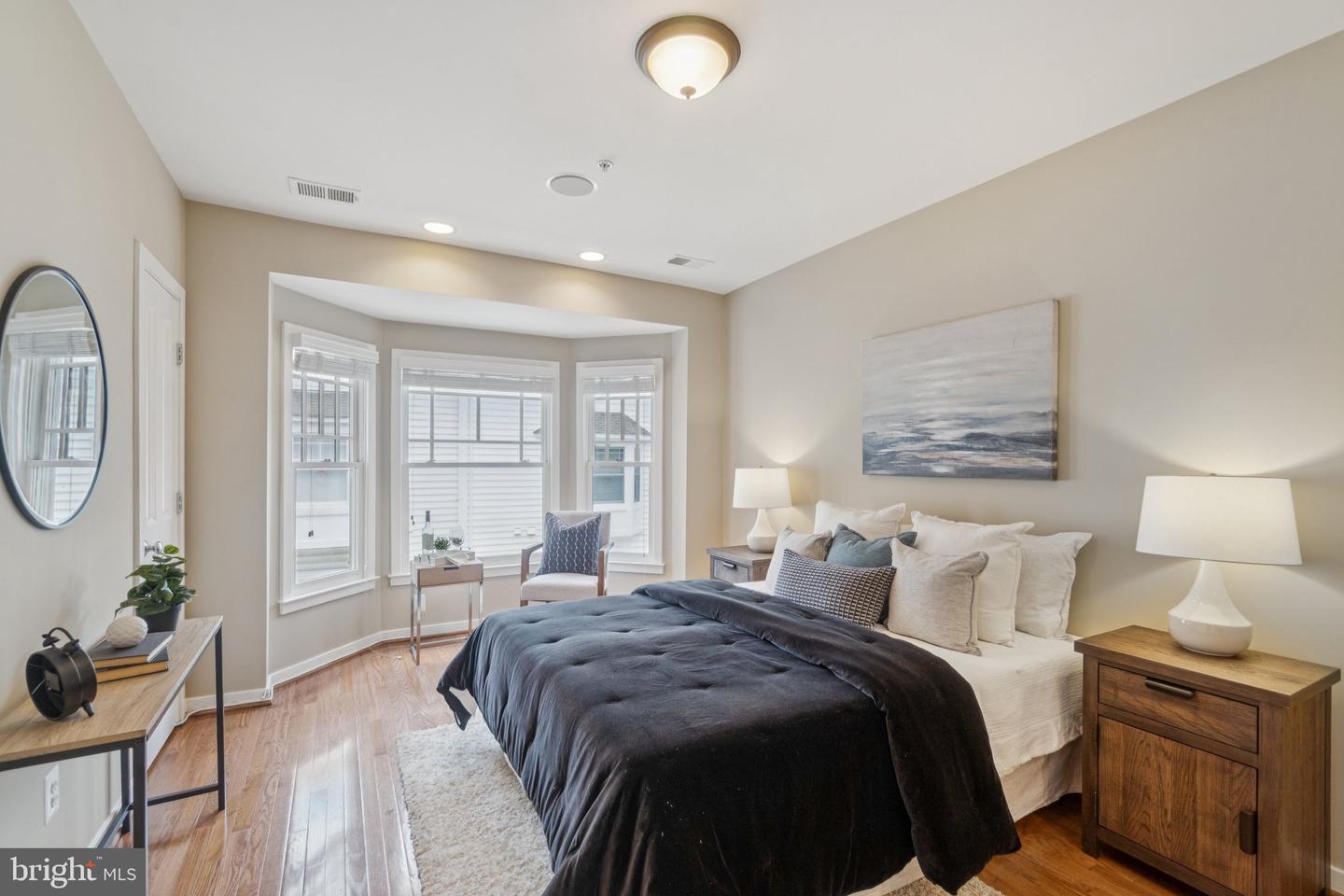 1304 N DANVILLE ST, ARLINGTON, Virginia 22201, 3 Bedrooms Bedrooms, ,2 BathroomsBathrooms,Residential,For sale,1304 N DANVILLE ST,VAAR2061816 MLS # VAAR2061816