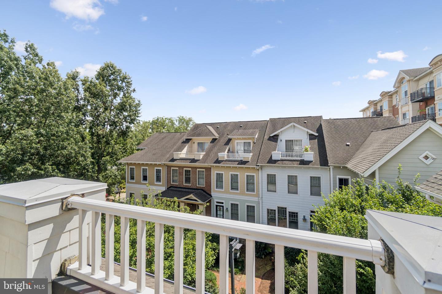 1304 N DANVILLE ST, ARLINGTON, Virginia 22201, 3 Bedrooms Bedrooms, ,2 BathroomsBathrooms,Residential,For sale,1304 N DANVILLE ST,VAAR2061816 MLS # VAAR2061816