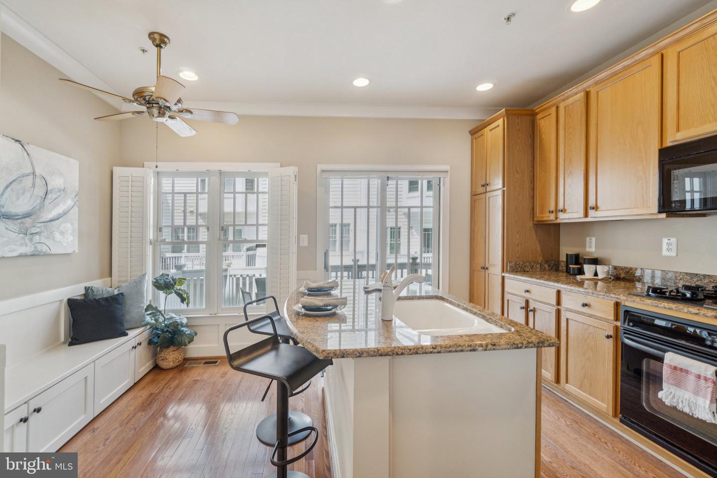 1304 N DANVILLE ST, ARLINGTON, Virginia 22201, 3 Bedrooms Bedrooms, ,2 BathroomsBathrooms,Residential,For sale,1304 N DANVILLE ST,VAAR2061816 MLS # VAAR2061816