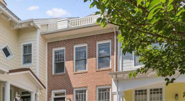 1304 N DANVILLE ST, ARLINGTON, Virginia 22201, 3 Bedrooms Bedrooms, ,2 BathroomsBathrooms,Residential,For sale,1304 N DANVILLE ST,VAAR2061816 MLS # VAAR2061816