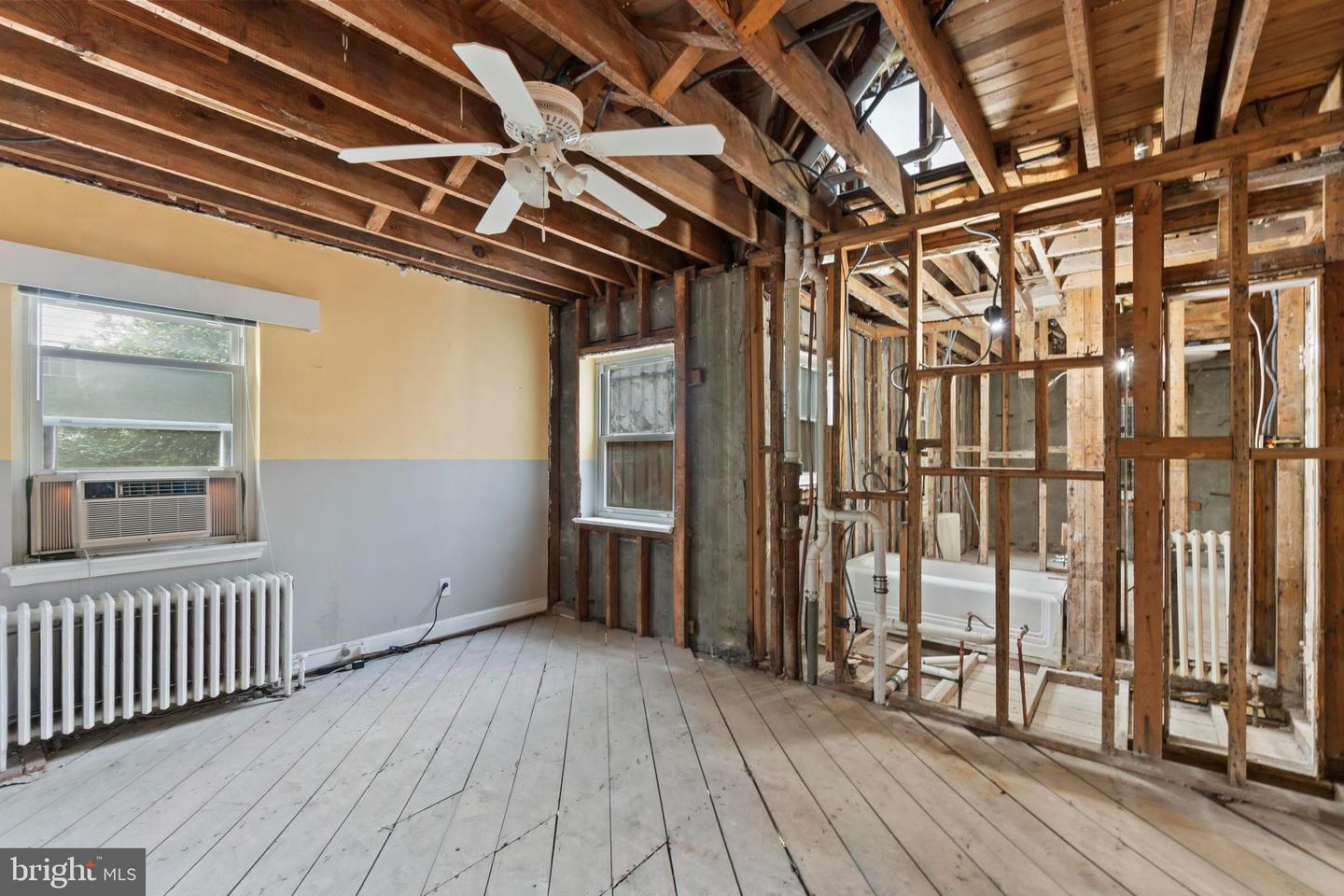 6015 BROAD BRANCH RD NW, WASHINGTON, District Of Columbia 20015, 3 Bedrooms Bedrooms, ,2 BathroomsBathrooms,Residential,For sale,6015 BROAD BRANCH RD NW,DCDC2213654 MLS # DCDC2213654