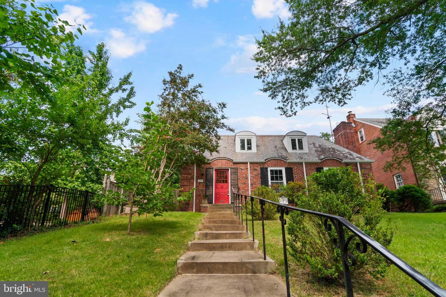 6015 BROAD BRANCH RD NW, WASHINGTON, District Of Columbia 20015, 3 Bedrooms Bedrooms, ,2 BathroomsBathrooms,Residential,For sale,6015 BROAD BRANCH RD NW,DCDC2213654 MLS # DCDC2213654