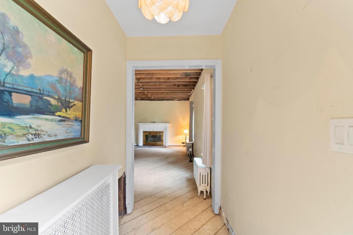 6015 BROAD BRANCH RD NW, WASHINGTON, District Of Columbia 20015, 3 Bedrooms Bedrooms, ,2 BathroomsBathrooms,Residential,For sale,6015 BROAD BRANCH RD NW,DCDC2213654 MLS # DCDC2213654
