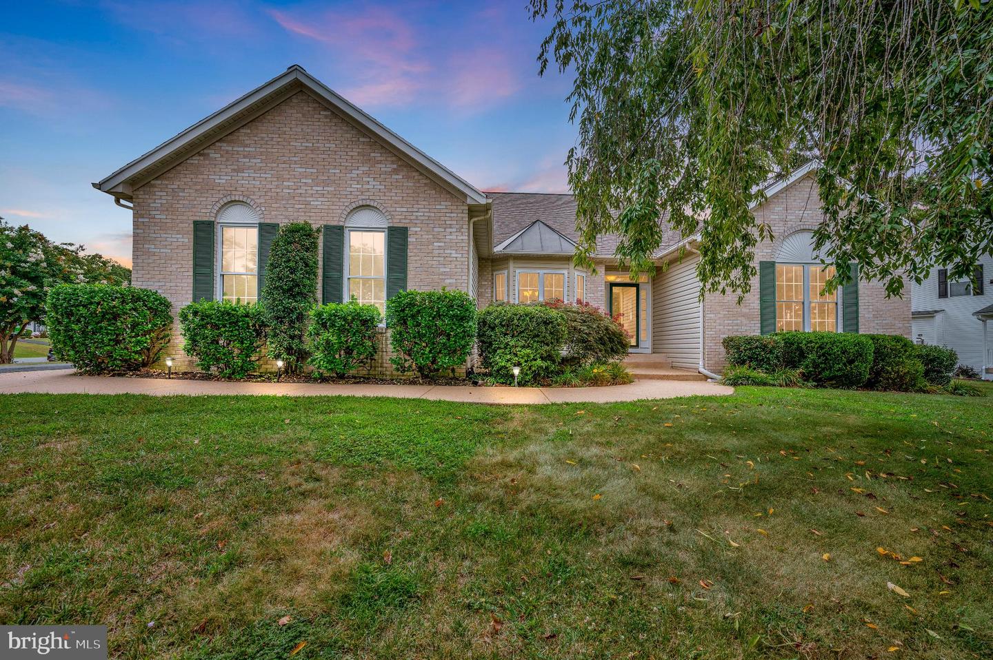 3812 WINDING HOLLOW DR, FREDERICKSBURG, Virginia 22408, 3 Bedrooms Bedrooms, 5 Rooms Rooms,2 BathroomsBathrooms,Residential,For sale,3812 WINDING HOLLOW DR,VASP2035232 MLS # VASP2035232