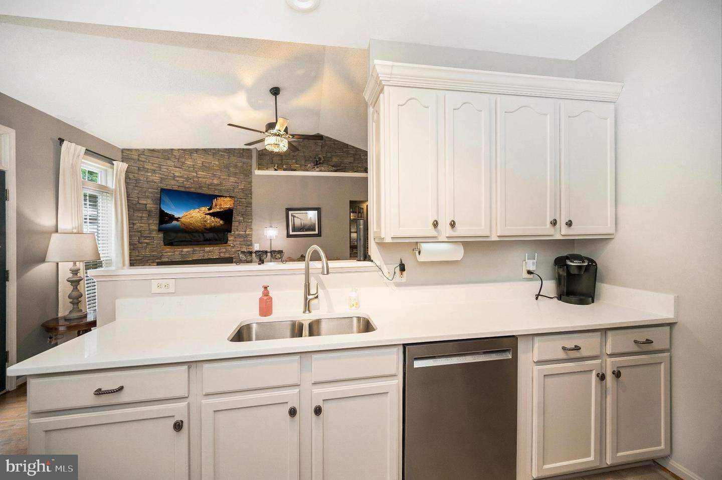 3812 WINDING HOLLOW DR, FREDERICKSBURG, Virginia 22408, 3 Bedrooms Bedrooms, 5 Rooms Rooms,2 BathroomsBathrooms,Residential,For sale,3812 WINDING HOLLOW DR,VASP2035232 MLS # VASP2035232
