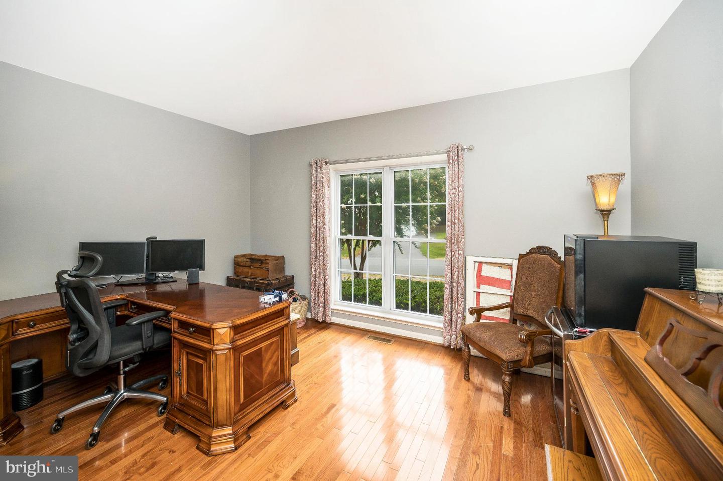 3812 WINDING HOLLOW DR, FREDERICKSBURG, Virginia 22408, 3 Bedrooms Bedrooms, 5 Rooms Rooms,2 BathroomsBathrooms,Residential,For sale,3812 WINDING HOLLOW DR,VASP2035232 MLS # VASP2035232