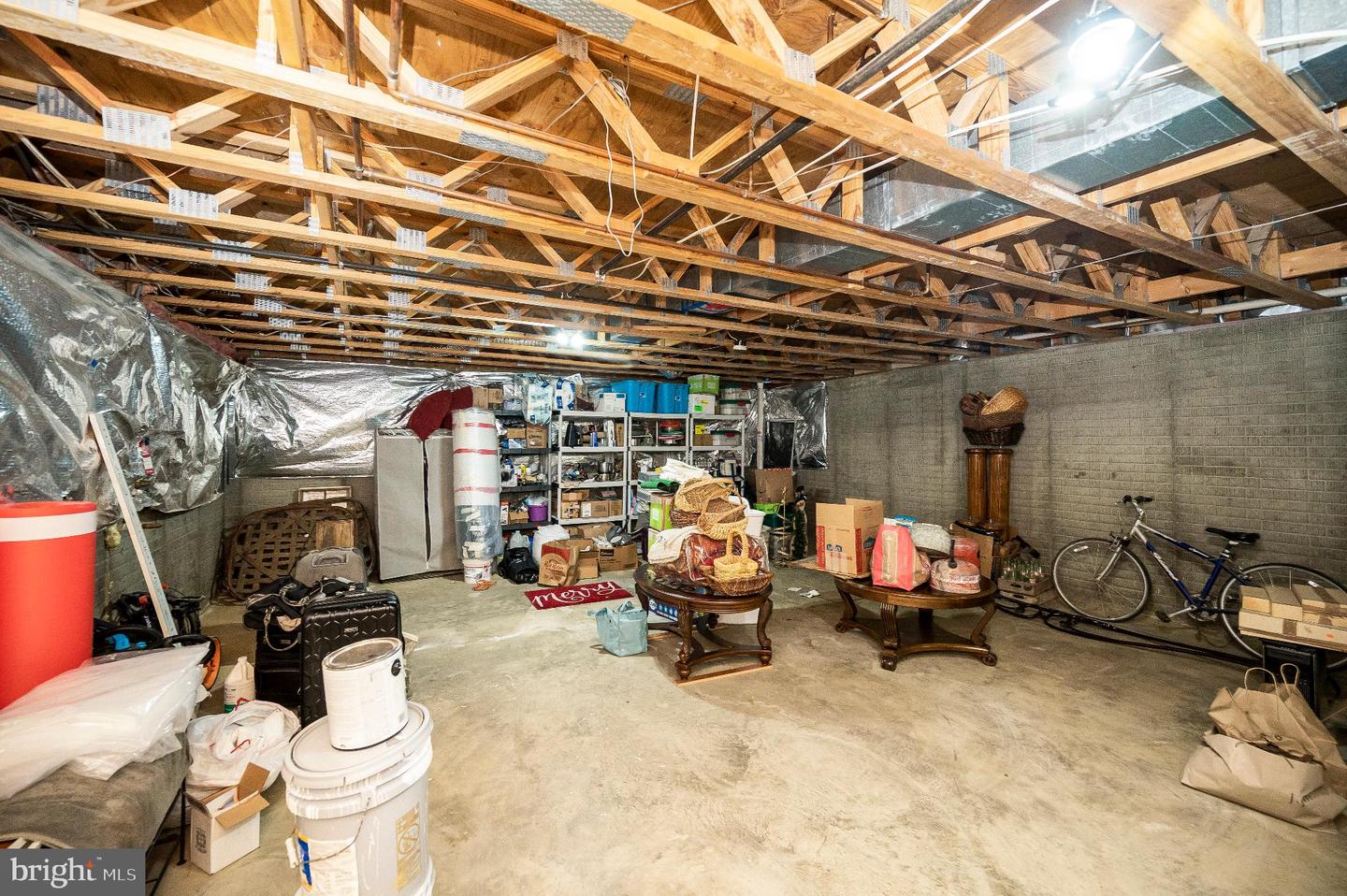 3812 WINDING HOLLOW DR, FREDERICKSBURG, Virginia 22408, 3 Bedrooms Bedrooms, 5 Rooms Rooms,2 BathroomsBathrooms,Residential,For sale,3812 WINDING HOLLOW DR,VASP2035232 MLS # VASP2035232