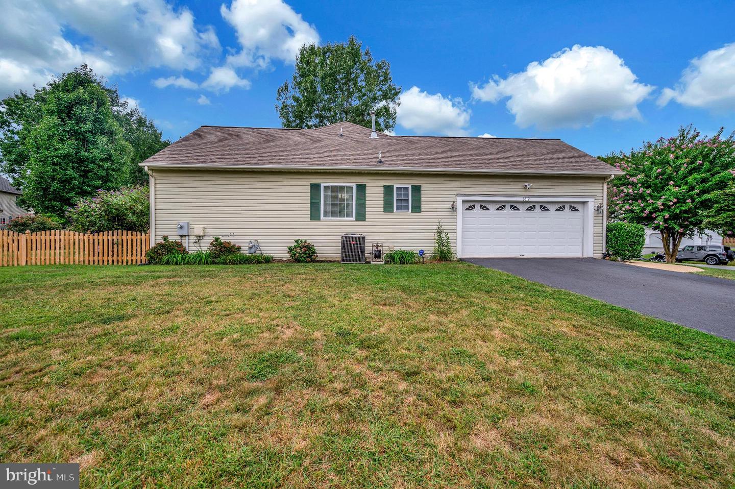 3812 WINDING HOLLOW DR, FREDERICKSBURG, Virginia 22408, 3 Bedrooms Bedrooms, 5 Rooms Rooms,2 BathroomsBathrooms,Residential,For sale,3812 WINDING HOLLOW DR,VASP2035232 MLS # VASP2035232