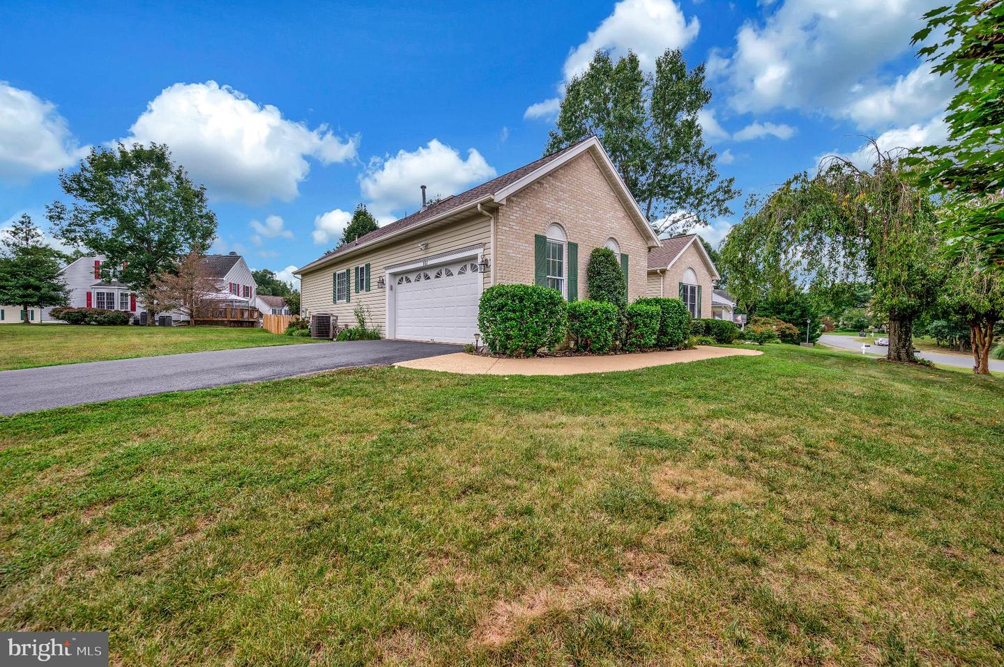 3812 WINDING HOLLOW DR, FREDERICKSBURG, Virginia 22408, 3 Bedrooms Bedrooms, 5 Rooms Rooms,2 BathroomsBathrooms,Residential,For sale,3812 WINDING HOLLOW DR,VASP2035232 MLS # VASP2035232