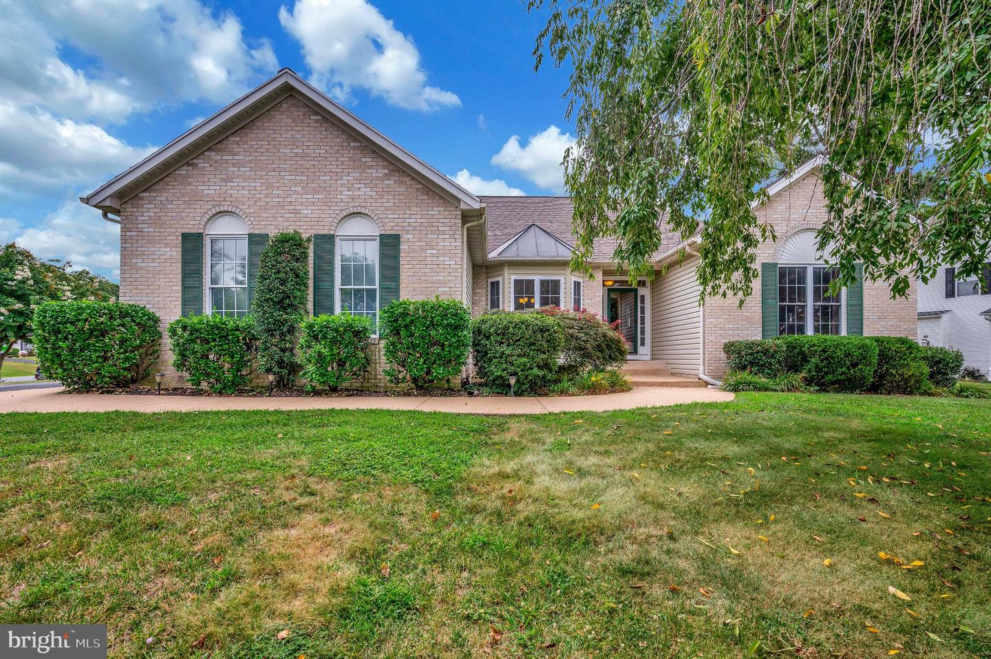 3812 WINDING HOLLOW DR, FREDERICKSBURG, Virginia 22408, 3 Bedrooms Bedrooms, 5 Rooms Rooms,2 BathroomsBathrooms,Residential,For sale,3812 WINDING HOLLOW DR,VASP2035232 MLS # VASP2035232