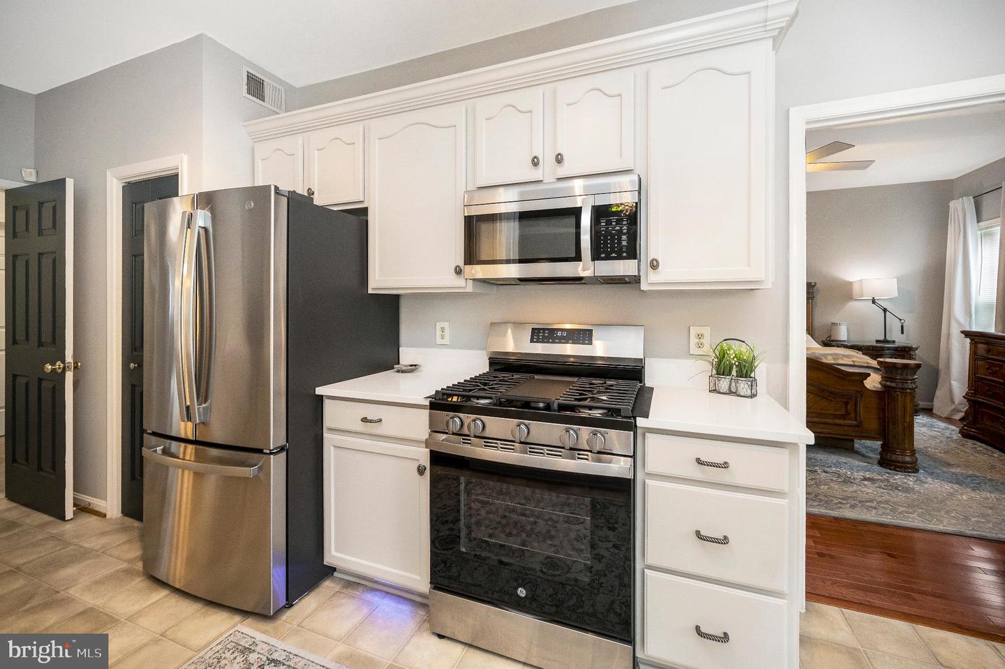 3812 WINDING HOLLOW DR, FREDERICKSBURG, Virginia 22408, 3 Bedrooms Bedrooms, 5 Rooms Rooms,2 BathroomsBathrooms,Residential,For sale,3812 WINDING HOLLOW DR,VASP2035232 MLS # VASP2035232