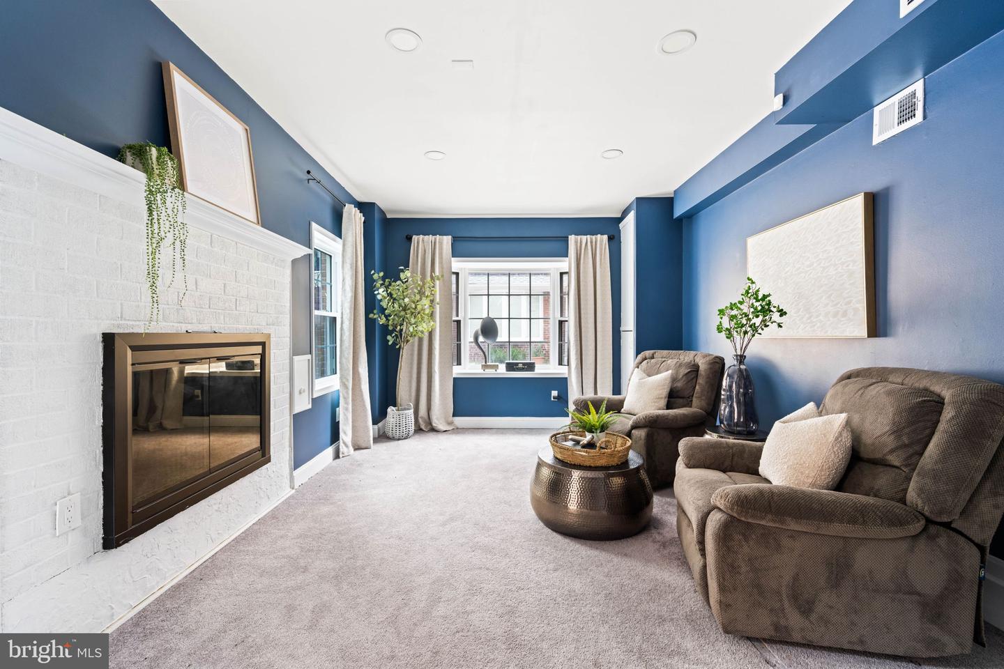621 S SAINT ASAPH ST, ALEXANDRIA, Virginia 22314, 4 Bedrooms Bedrooms, ,2 BathroomsBathrooms,Residential,For sale,621 S SAINT ASAPH ST,VAAX2048238 MLS # VAAX2048238