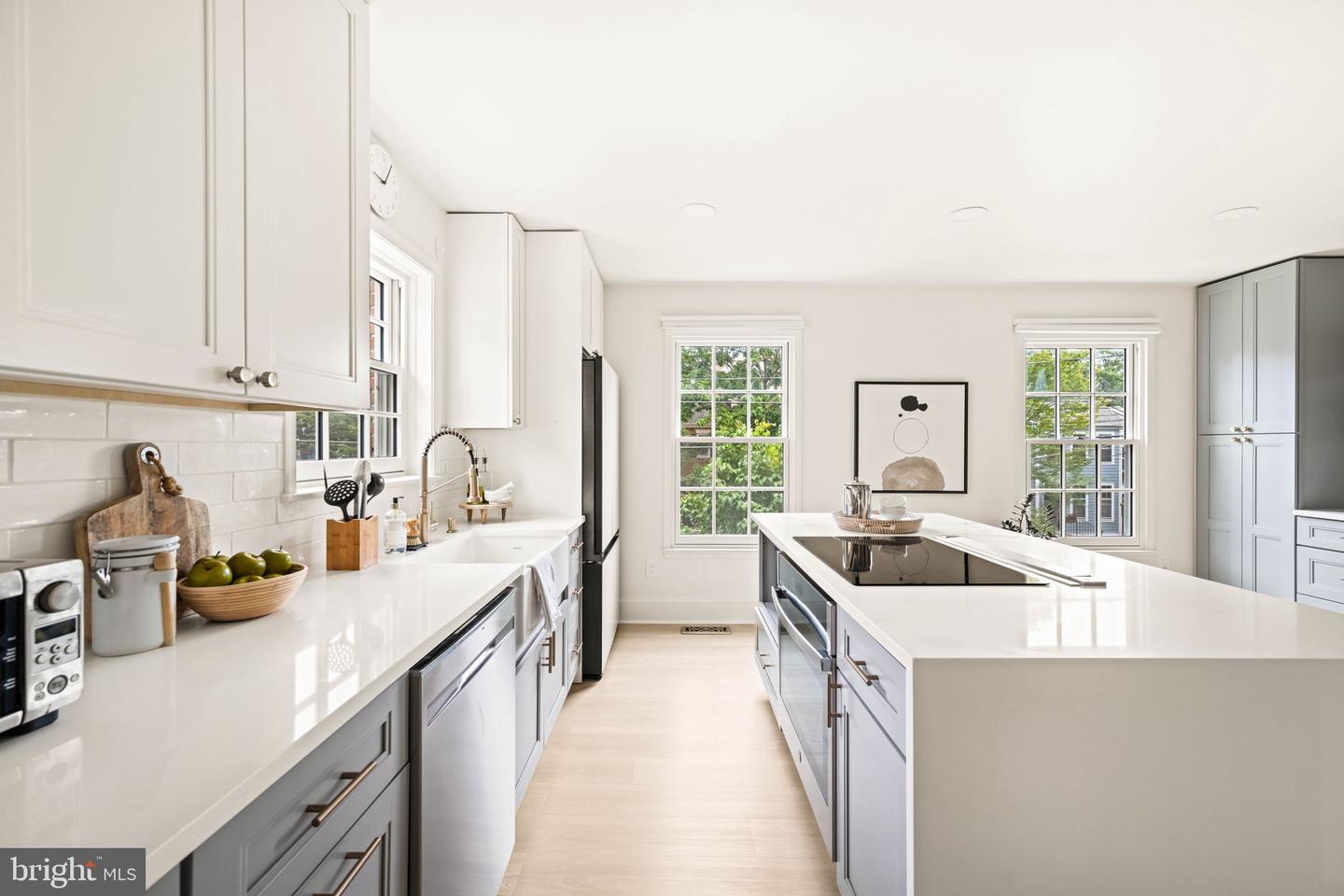 621 S SAINT ASAPH ST, ALEXANDRIA, Virginia 22314, 4 Bedrooms Bedrooms, ,2 BathroomsBathrooms,Residential,For sale,621 S SAINT ASAPH ST,VAAX2048238 MLS # VAAX2048238