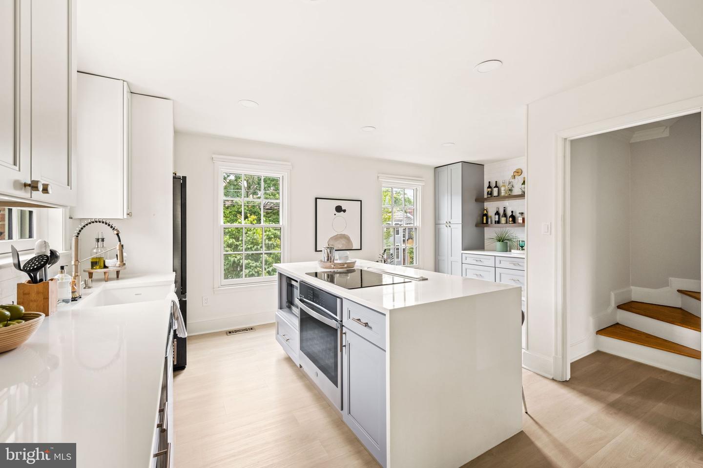 621 S SAINT ASAPH ST, ALEXANDRIA, Virginia 22314, 4 Bedrooms Bedrooms, ,2 BathroomsBathrooms,Residential,For sale,621 S SAINT ASAPH ST,VAAX2048238 MLS # VAAX2048238