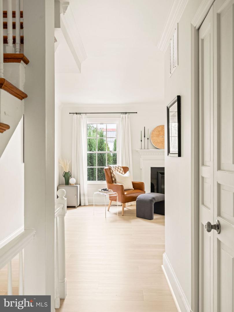 621 S SAINT ASAPH ST, ALEXANDRIA, Virginia 22314, 4 Bedrooms Bedrooms, ,2 BathroomsBathrooms,Residential,For sale,621 S SAINT ASAPH ST,VAAX2048238 MLS # VAAX2048238