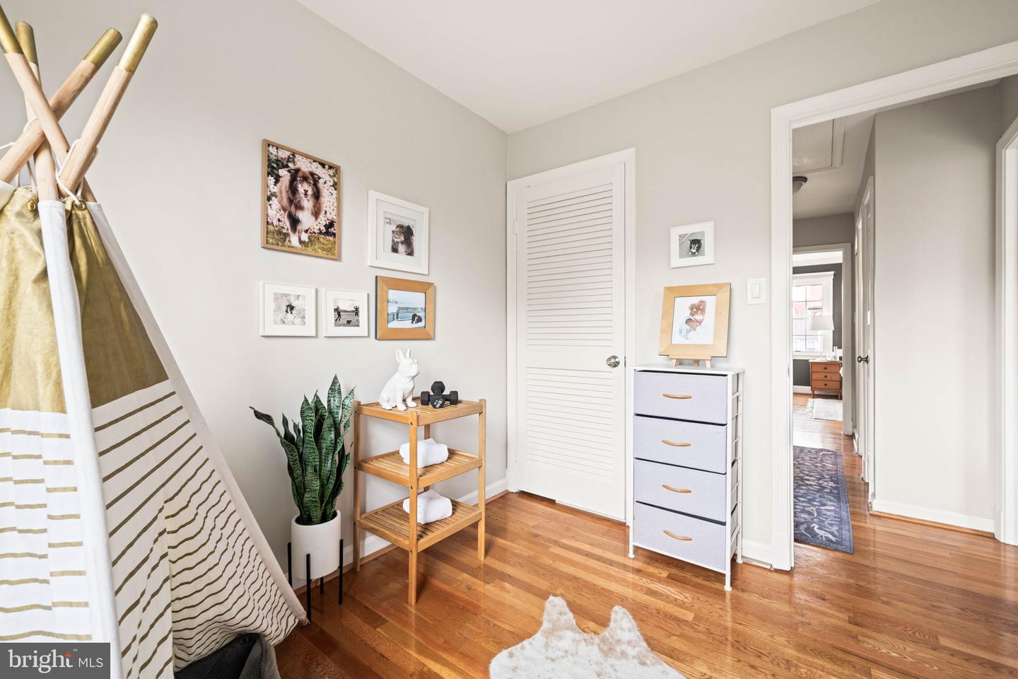 621 S SAINT ASAPH ST, ALEXANDRIA, Virginia 22314, 4 Bedrooms Bedrooms, ,2 BathroomsBathrooms,Residential,For sale,621 S SAINT ASAPH ST,VAAX2048238 MLS # VAAX2048238
