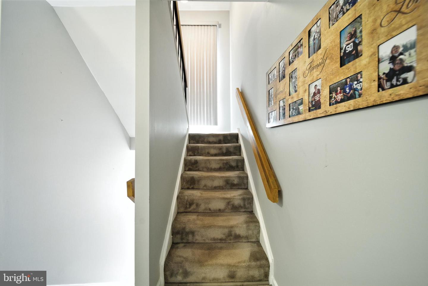 2213 CEDAR COVE CT, RESTON, Virginia 20191, 3 Bedrooms Bedrooms, ,2 BathroomsBathrooms,Residential,For sale,2213 CEDAR COVE CT,VAFX2259538 MLS # VAFX2259538