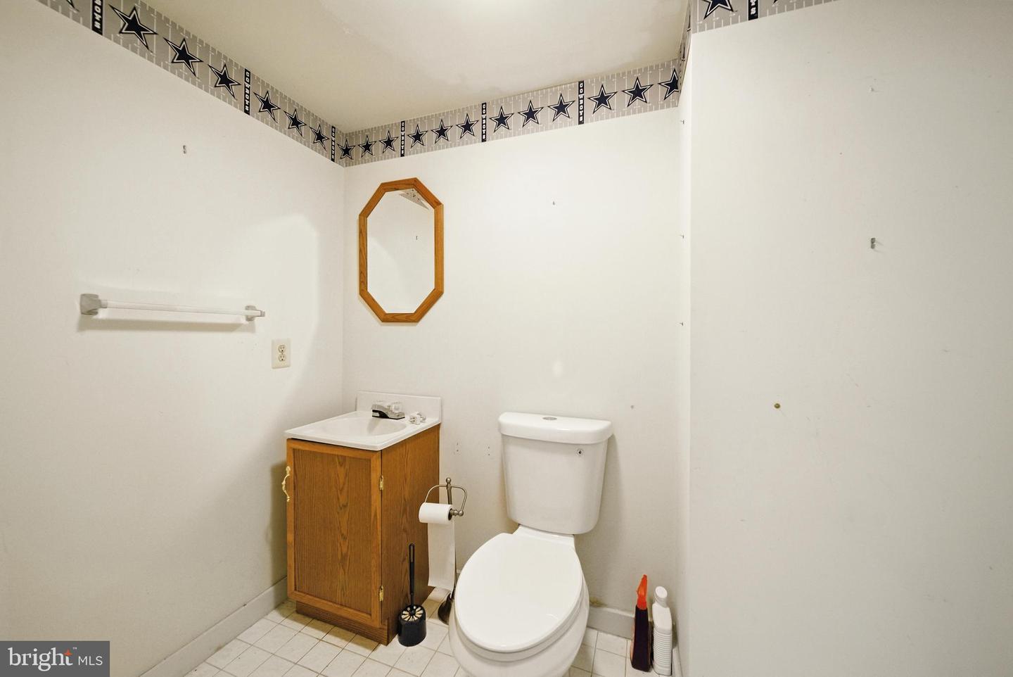 2213 CEDAR COVE CT, RESTON, Virginia 20191, 3 Bedrooms Bedrooms, ,2 BathroomsBathrooms,Residential,For sale,2213 CEDAR COVE CT,VAFX2259538 MLS # VAFX2259538