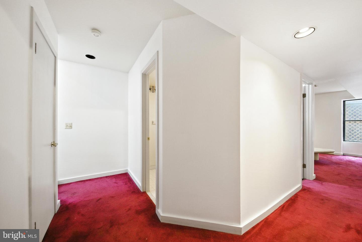 2213 CEDAR COVE CT, RESTON, Virginia 20191, 3 Bedrooms Bedrooms, ,2 BathroomsBathrooms,Residential,For sale,2213 CEDAR COVE CT,VAFX2259538 MLS # VAFX2259538