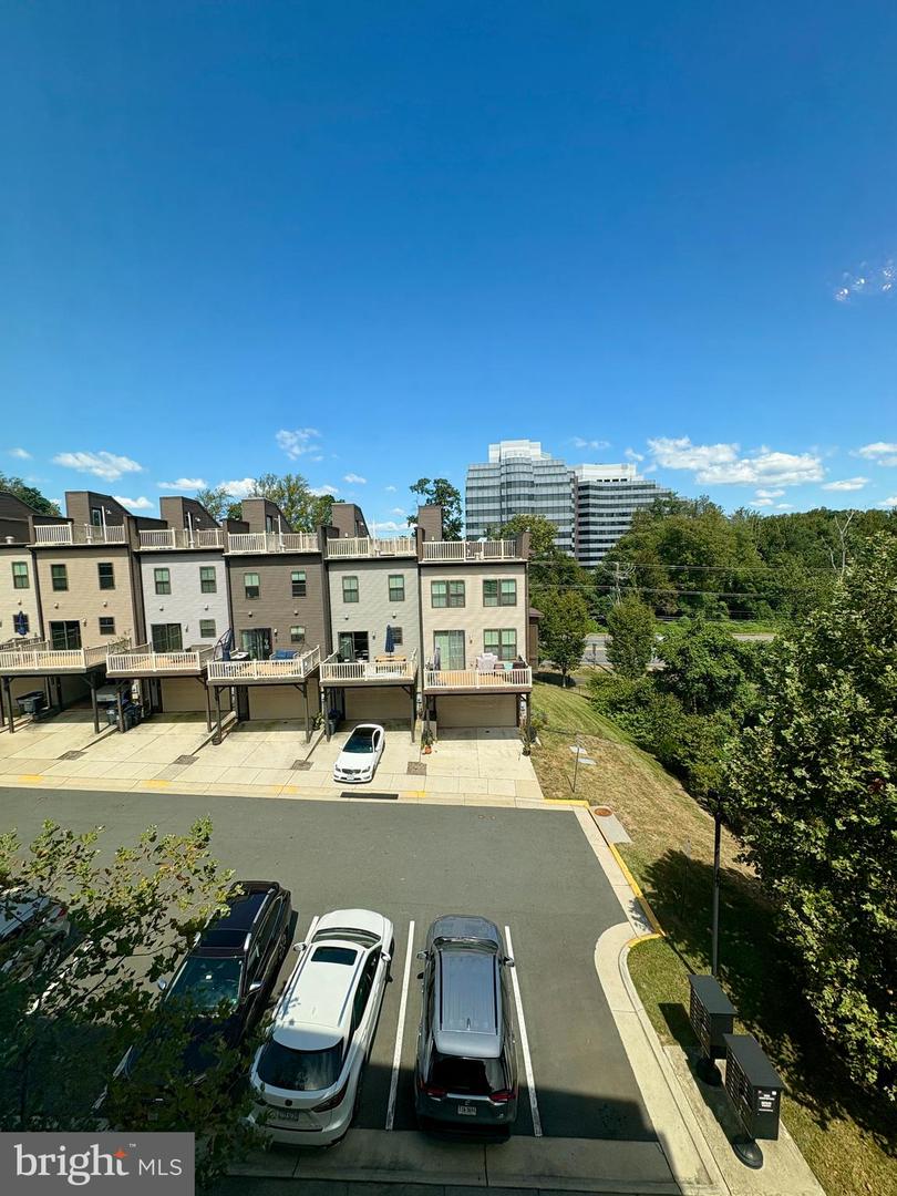 3161 VIRGINIA BLUEBELL CT, FAIRFAX, Virginia 22031, 4 Bedrooms Bedrooms, ,3 BathroomsBathrooms,Residential,For sale,3161 VIRGINIA BLUEBELL CT,VAFX2259550 MLS # VAFX2259550