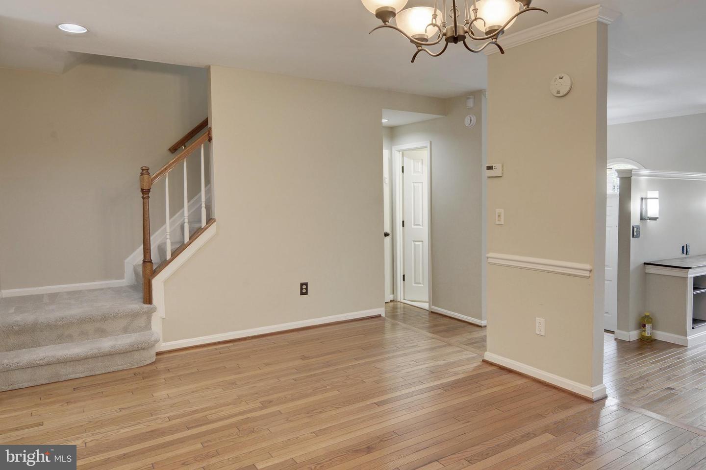 5155 WOODFIELD DR, CENTREVILLE, Virginia 20120, 3 Bedrooms Bedrooms, ,2 BathroomsBathrooms,Residential,For sale,5155 WOODFIELD DR,VAFX2259572 MLS # VAFX2259572