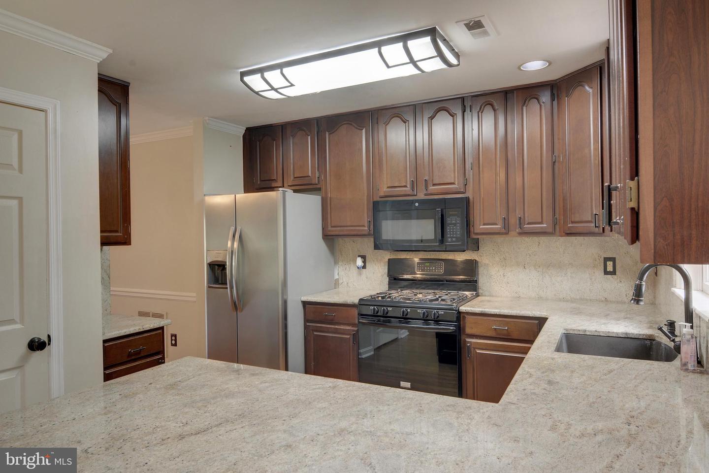 5155 WOODFIELD DR, CENTREVILLE, Virginia 20120, 3 Bedrooms Bedrooms, ,2 BathroomsBathrooms,Residential,For sale,5155 WOODFIELD DR,VAFX2259572 MLS # VAFX2259572