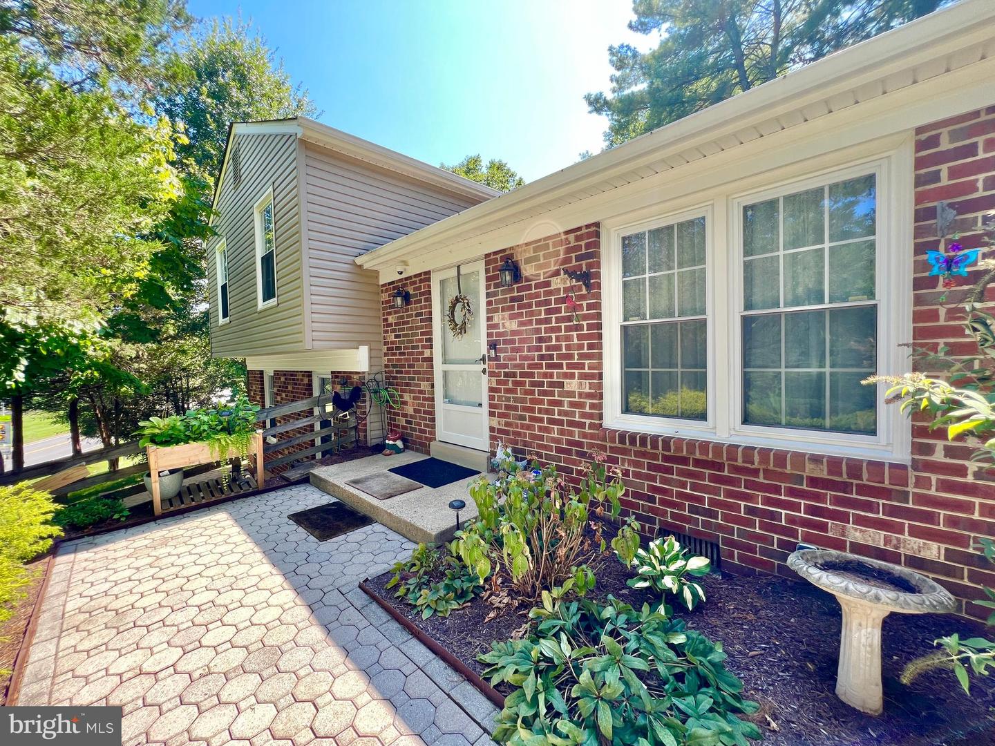 13501 KING CHARLES DR, CHANTILLY, Virginia 20151, 3 Bedrooms Bedrooms, ,2 BathroomsBathrooms,Residential,For sale,13501 KING CHARLES DR,VAFX2259676 MLS # VAFX2259676