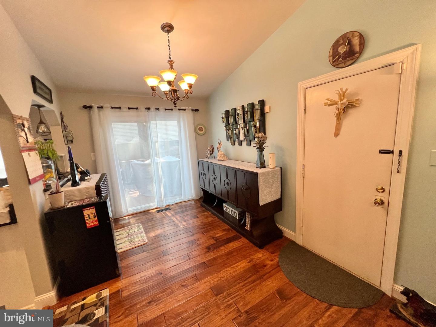13501 KING CHARLES DR, CHANTILLY, Virginia 20151, 3 Bedrooms Bedrooms, ,2 BathroomsBathrooms,Residential,For sale,13501 KING CHARLES DR,VAFX2259676 MLS # VAFX2259676