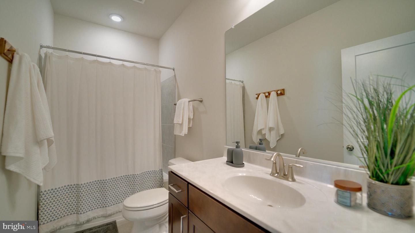 43064 PONY TRUCK TER, ASHBURN, Virginia 20147, 3 Bedrooms Bedrooms, ,2 BathroomsBathrooms,Residential,For sale,43064 PONY TRUCK TER,VALO2104048 MLS # VALO2104048