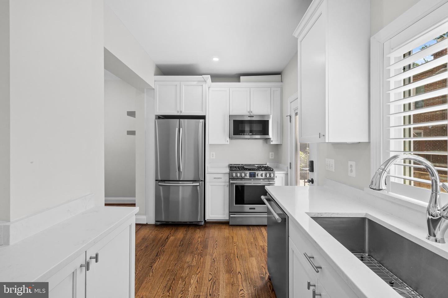 760 HOBART PL NW, WASHINGTON, District Of Columbia 20001, 3 Bedrooms Bedrooms, ,2 BathroomsBathrooms,Residential,For sale,760 HOBART PL NW,DCDC2214024 MLS # DCDC2214024