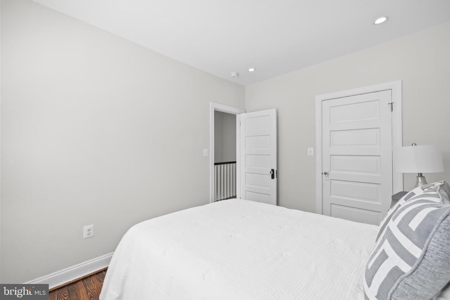 760 HOBART PL NW, WASHINGTON, District Of Columbia 20001, 3 Bedrooms Bedrooms, ,2 BathroomsBathrooms,Residential,For sale,760 HOBART PL NW,DCDC2214024 MLS # DCDC2214024