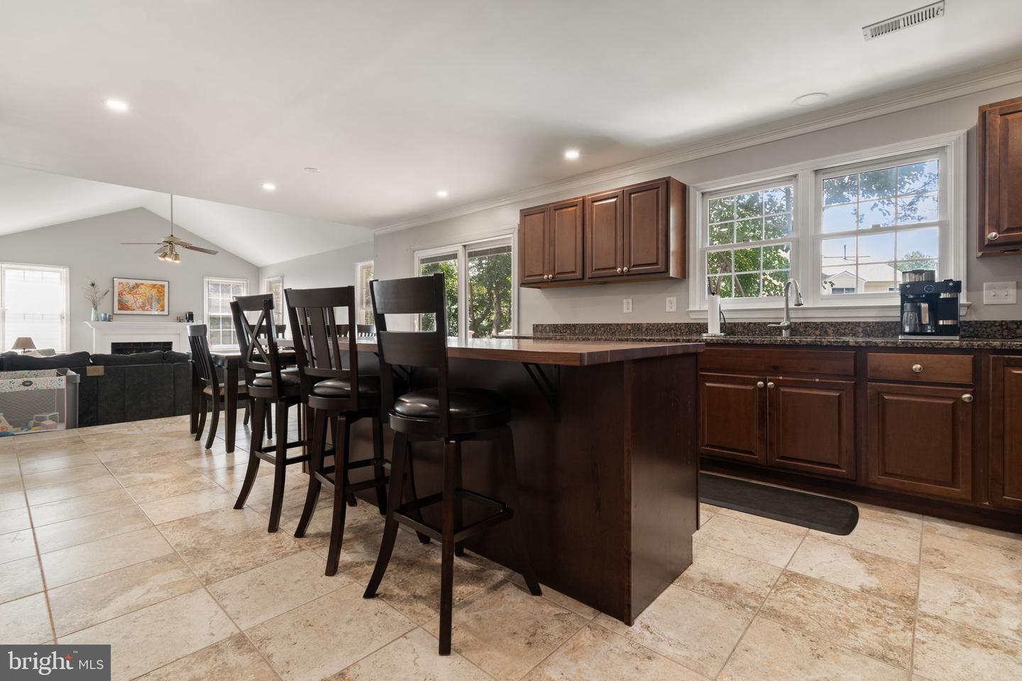 10195 WISTLEWOOD CT, MANASSAS, Virginia 20110, 4 Bedrooms Bedrooms, ,3 BathroomsBathrooms,Residential,For sale,10195 WISTLEWOOD CT,VAMN2009156 MLS # VAMN2009156