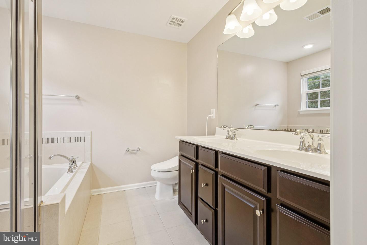 55 TAYLORS HILL WAY, FREDERICKSBURG, Virginia 22405, 4 Bedrooms Bedrooms, ,2 BathroomsBathrooms,Residential,For sale,55 TAYLORS HILL WAY,VAST2041610 MLS # VAST2041610