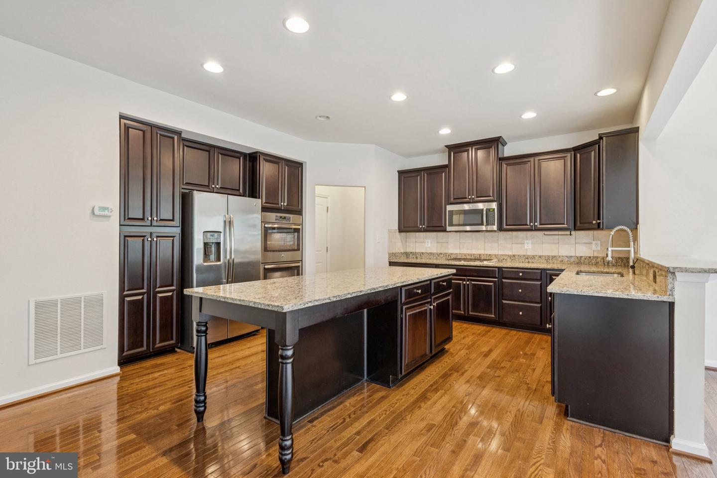 55 TAYLORS HILL WAY, FREDERICKSBURG, Virginia 22405, 4 Bedrooms Bedrooms, ,2 BathroomsBathrooms,Residential,For sale,55 TAYLORS HILL WAY,VAST2041610 MLS # VAST2041610