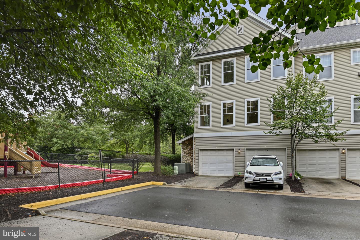 13371-T CONNOR DR #T, CENTREVILLE, Virginia 20120, 2 Bedrooms Bedrooms, ,2 BathroomsBathrooms,Residential,For sale,13371-T CONNOR DR #T,VAFX2259870 MLS # VAFX2259870