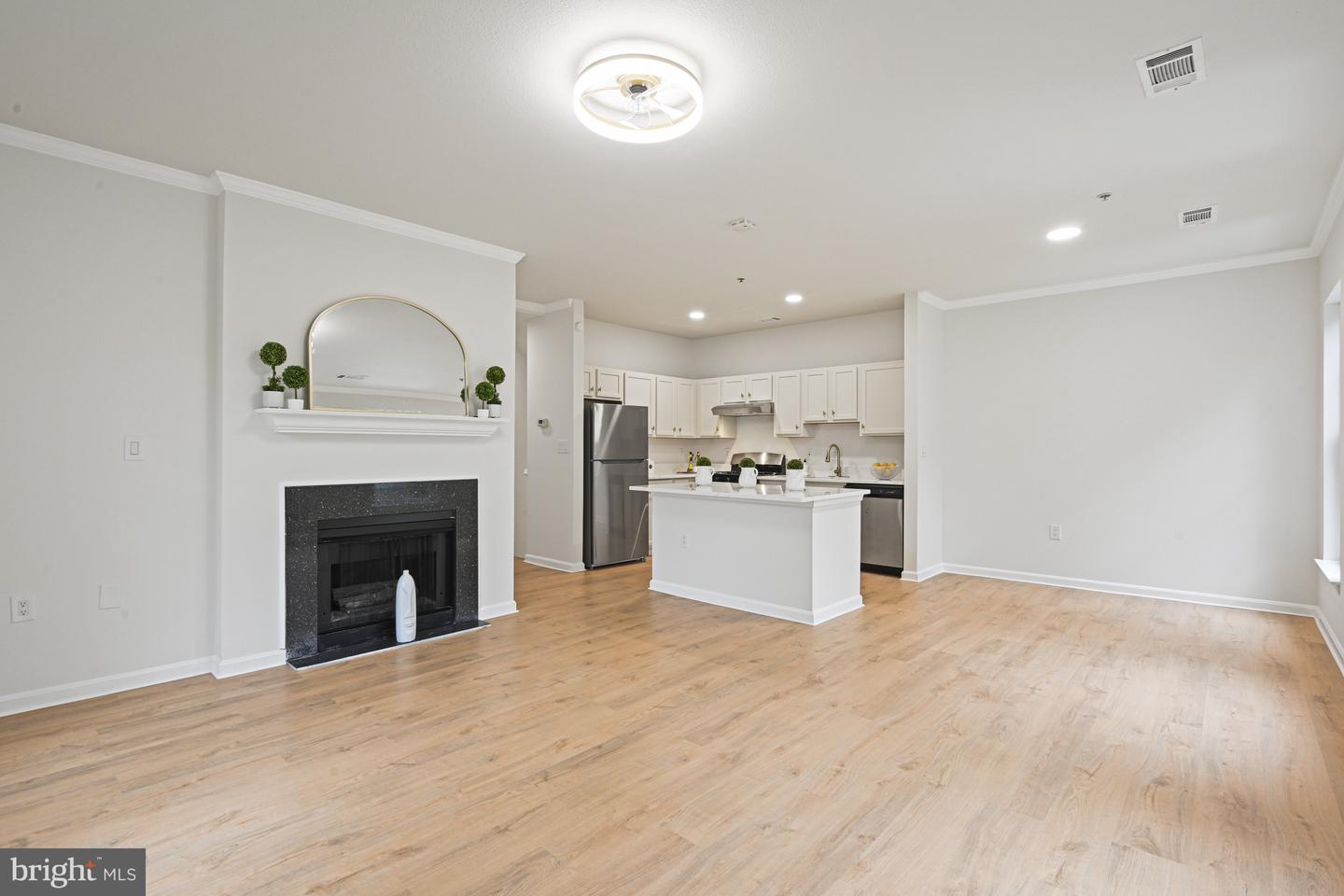 13371-T CONNOR DR #T, CENTREVILLE, Virginia 20120, 2 Bedrooms Bedrooms, ,2 BathroomsBathrooms,Residential,For sale,13371-T CONNOR DR #T,VAFX2259870 MLS # VAFX2259870