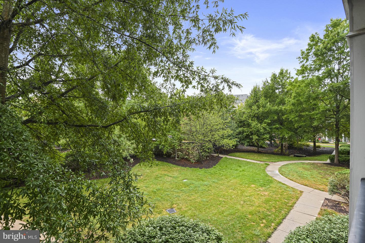 13371-T CONNOR DR #T, CENTREVILLE, Virginia 20120, 2 Bedrooms Bedrooms, ,2 BathroomsBathrooms,Residential,For sale,13371-T CONNOR DR #T,VAFX2259870 MLS # VAFX2259870
