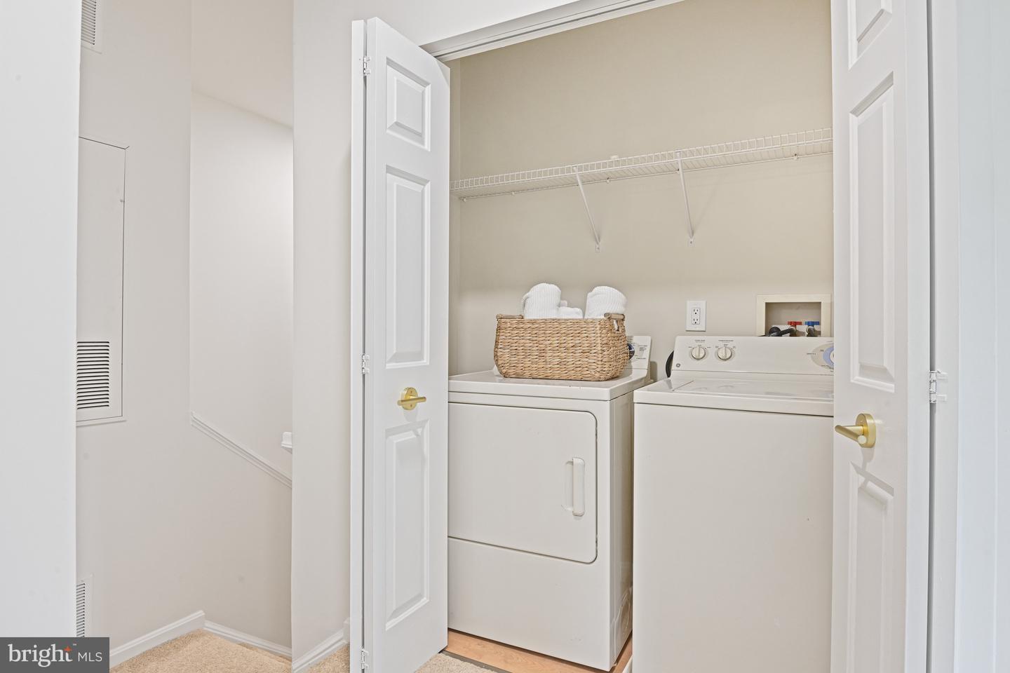 13371-T CONNOR DR #T, CENTREVILLE, Virginia 20120, 2 Bedrooms Bedrooms, ,2 BathroomsBathrooms,Residential,For sale,13371-T CONNOR DR #T,VAFX2259870 MLS # VAFX2259870