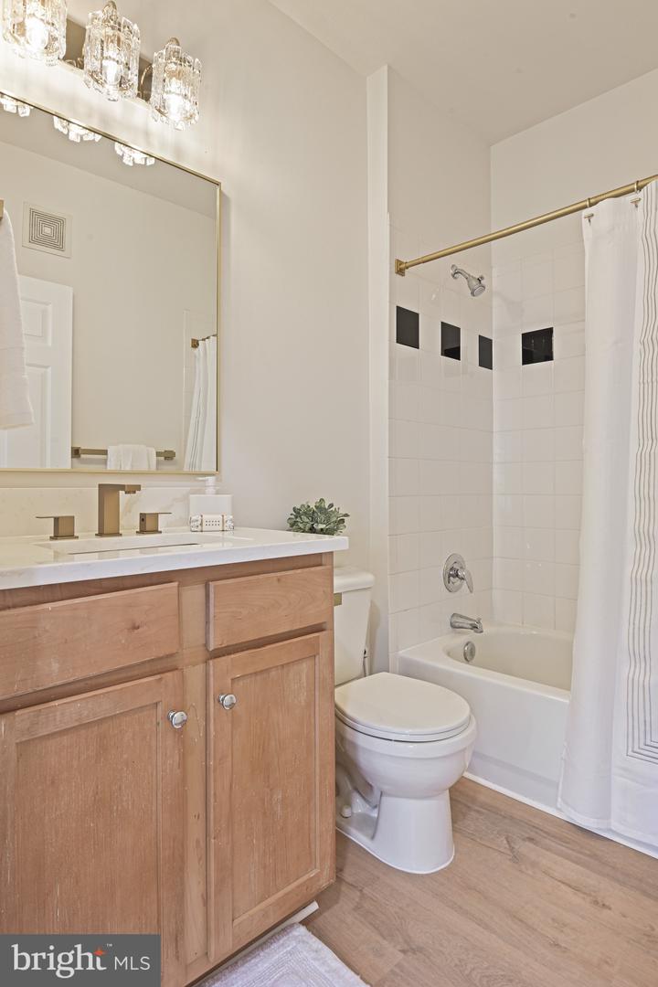 13371-T CONNOR DR #T, CENTREVILLE, Virginia 20120, 2 Bedrooms Bedrooms, ,2 BathroomsBathrooms,Residential,For sale,13371-T CONNOR DR #T,VAFX2259870 MLS # VAFX2259870