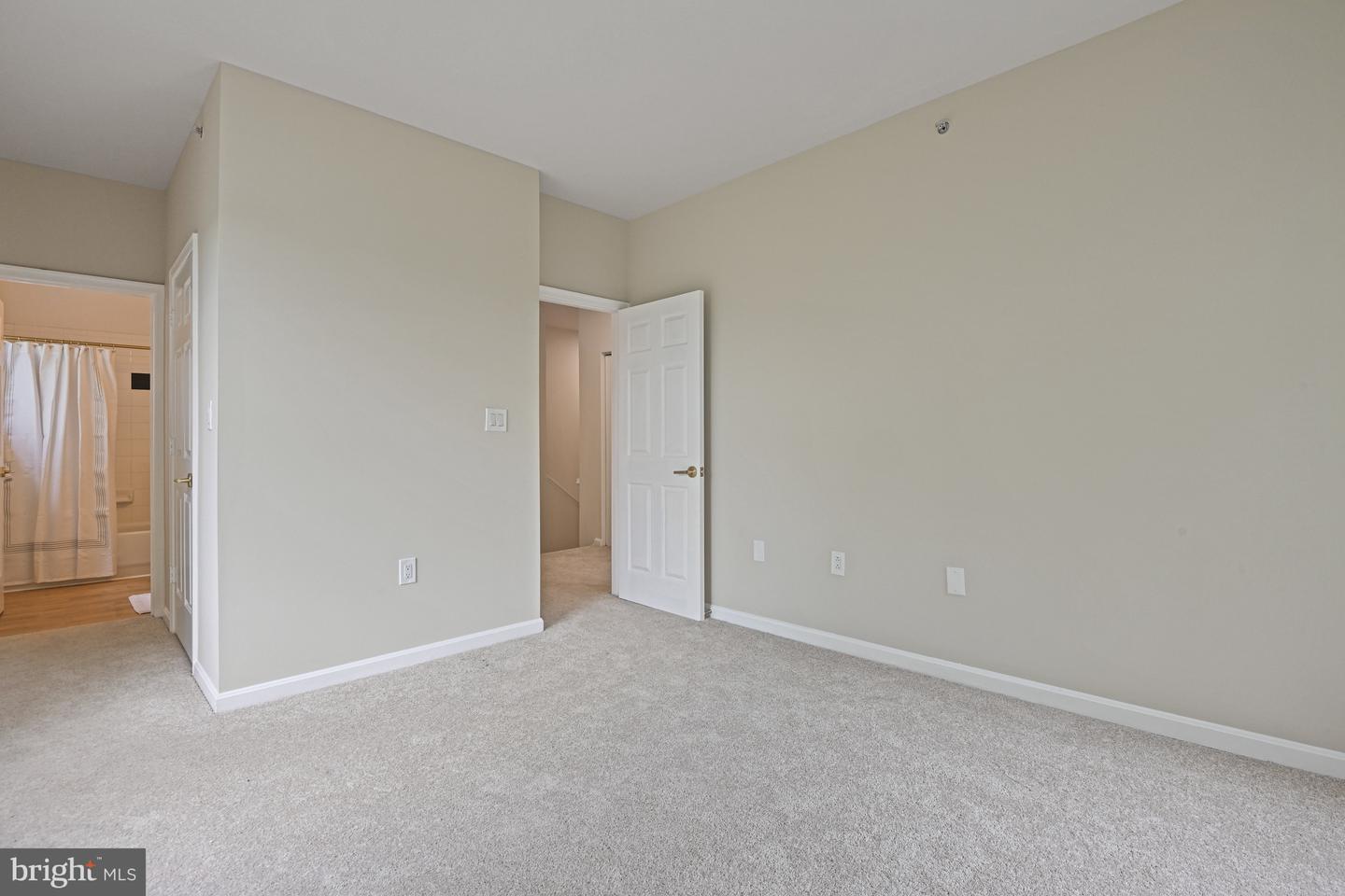 13371-T CONNOR DR #T, CENTREVILLE, Virginia 20120, 2 Bedrooms Bedrooms, ,2 BathroomsBathrooms,Residential,For sale,13371-T CONNOR DR #T,VAFX2259870 MLS # VAFX2259870
