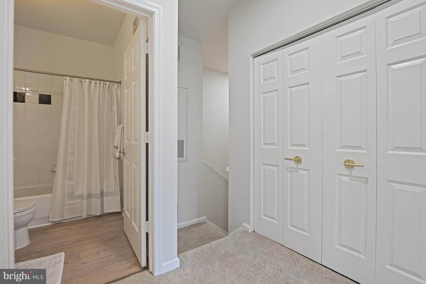 13371-T CONNOR DR #T, CENTREVILLE, Virginia 20120, 2 Bedrooms Bedrooms, ,2 BathroomsBathrooms,Residential,For sale,13371-T CONNOR DR #T,VAFX2259870 MLS # VAFX2259870