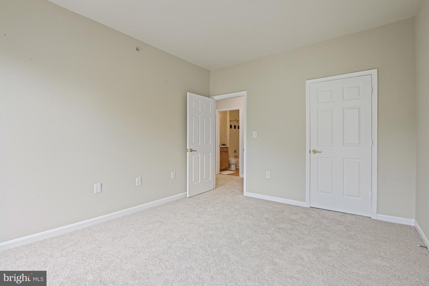 13371-T CONNOR DR #T, CENTREVILLE, Virginia 20120, 2 Bedrooms Bedrooms, ,2 BathroomsBathrooms,Residential,For sale,13371-T CONNOR DR #T,VAFX2259870 MLS # VAFX2259870