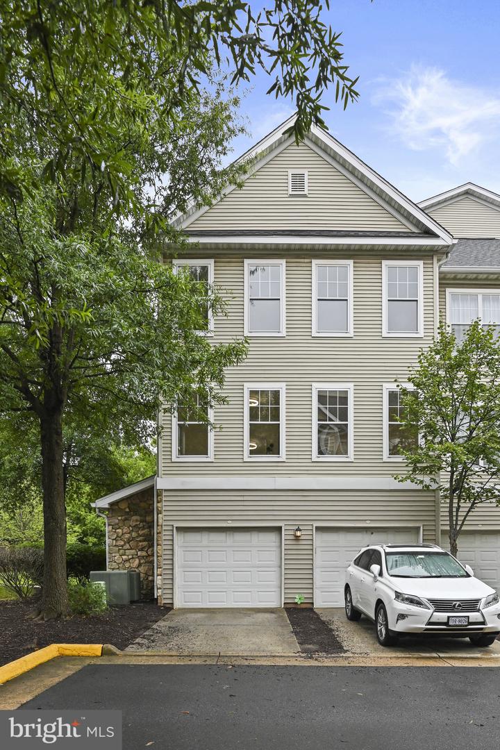 13371-T CONNOR DR #T, CENTREVILLE, Virginia 20120, 2 Bedrooms Bedrooms, ,2 BathroomsBathrooms,Residential,For sale,13371-T CONNOR DR #T,VAFX2259870 MLS # VAFX2259870