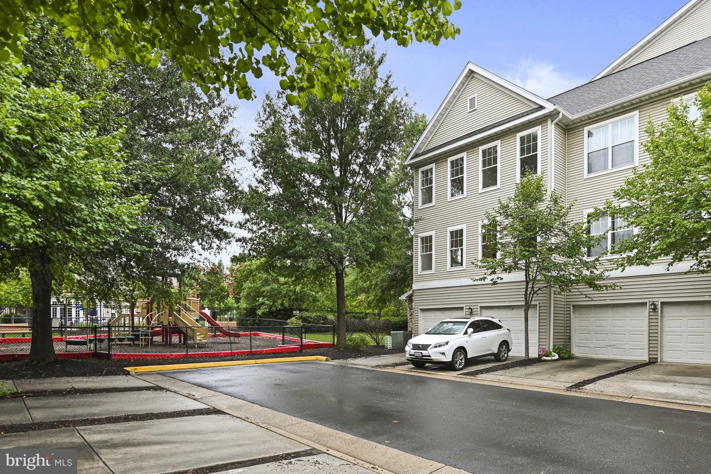 13371-T CONNOR DR #T, CENTREVILLE, Virginia 20120, 2 Bedrooms Bedrooms, ,2 BathroomsBathrooms,Residential,For sale,13371-T CONNOR DR #T,VAFX2259870 MLS # VAFX2259870