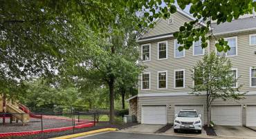 13371-T CONNOR DR #T, CENTREVILLE, Virginia 20120, 2 Bedrooms Bedrooms, ,2 BathroomsBathrooms,Residential,For sale,13371-T CONNOR DR #T,VAFX2259870 MLS # VAFX2259870