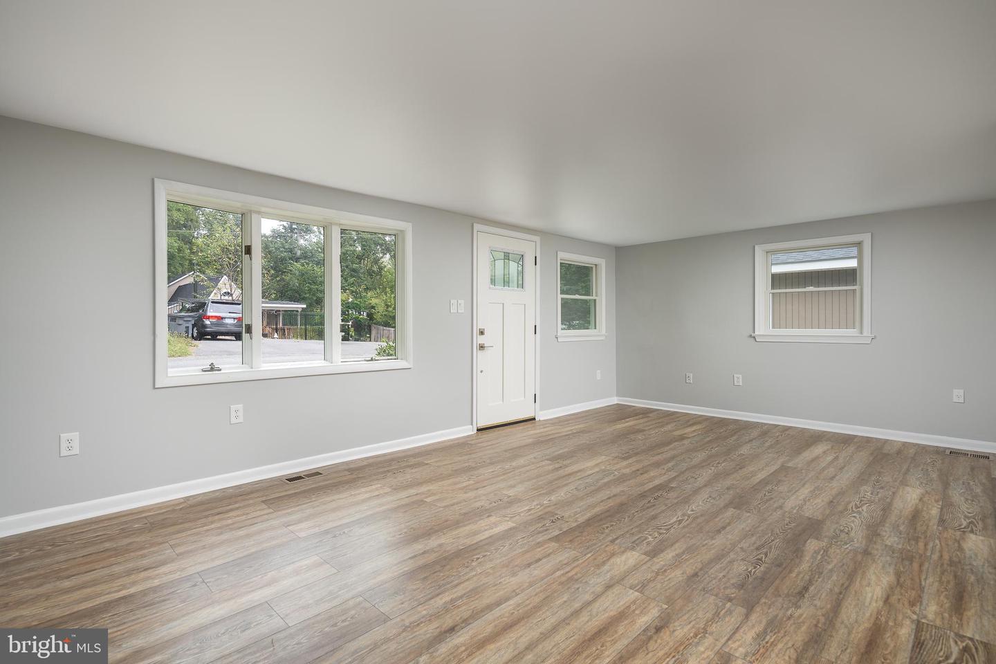 12050 LESTER RD, MANASSAS, Virginia 20112, 3 Bedrooms Bedrooms, ,2 BathroomsBathrooms,Residential,For sale,12050 LESTER RD,VAPW2100944 MLS # VAPW2100944