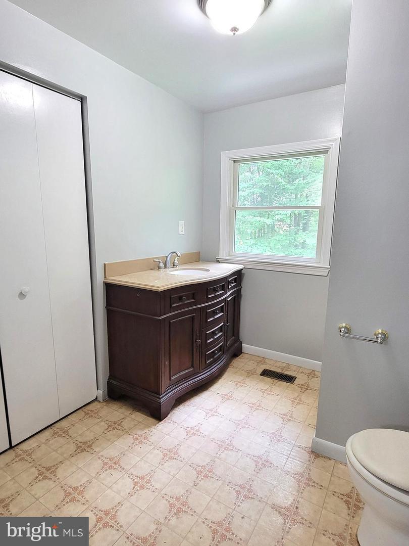 12050 LESTER RD, MANASSAS, Virginia 20112, 3 Bedrooms Bedrooms, ,2 BathroomsBathrooms,Residential,For sale,12050 LESTER RD,VAPW2100944 MLS # VAPW2100944