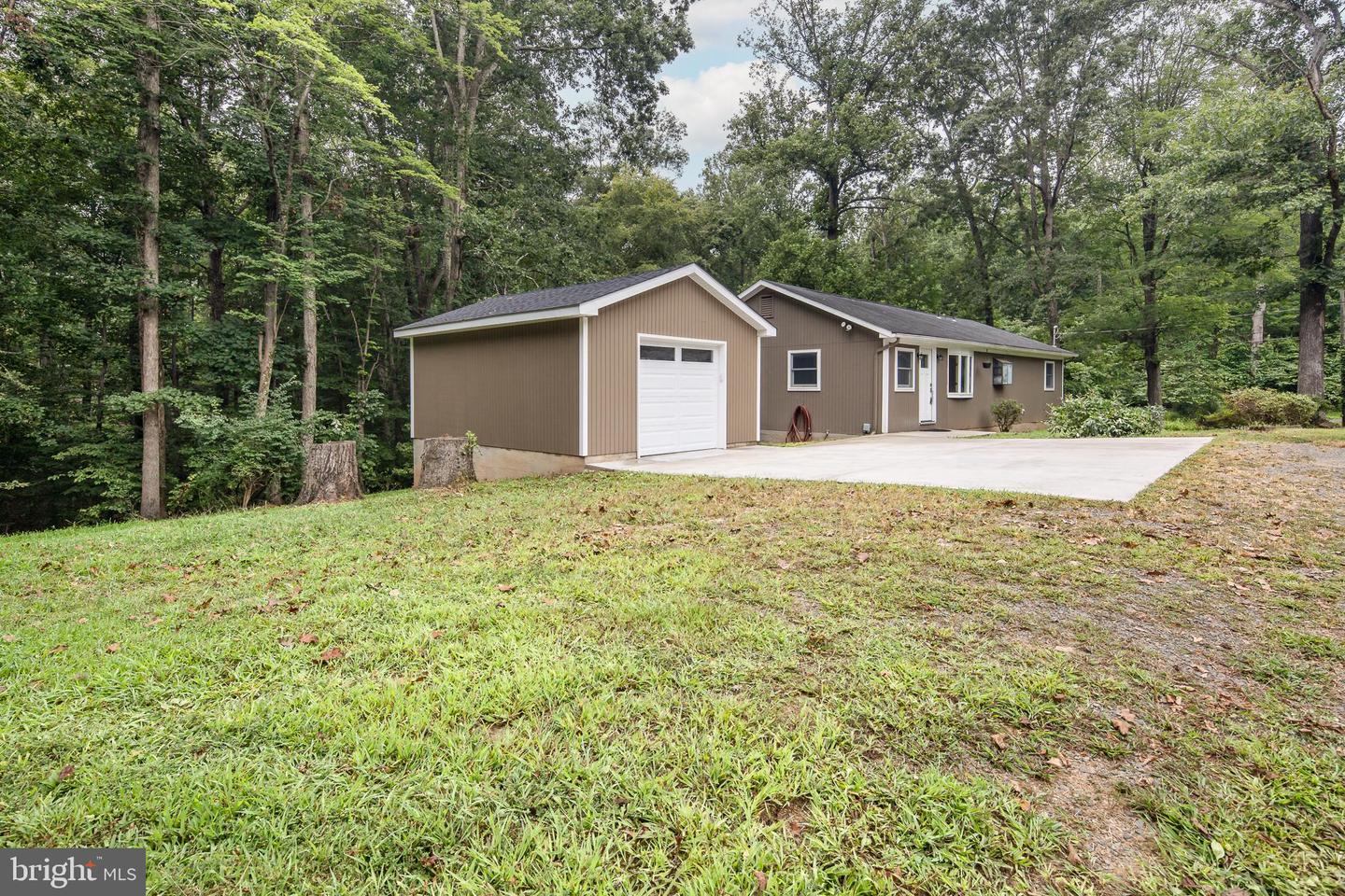 12050 LESTER RD, MANASSAS, Virginia 20112, 3 Bedrooms Bedrooms, ,2 BathroomsBathrooms,Residential,For sale,12050 LESTER RD,VAPW2100944 MLS # VAPW2100944