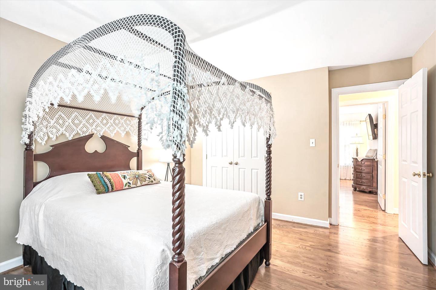 6315 DRILL FIELD CT, CENTREVILLE, Virginia 20121, 4 Bedrooms Bedrooms, 18 Rooms Rooms,4 BathroomsBathrooms,Residential,For sale,6315 DRILL FIELD CT,VAFX2259912 MLS # VAFX2259912
